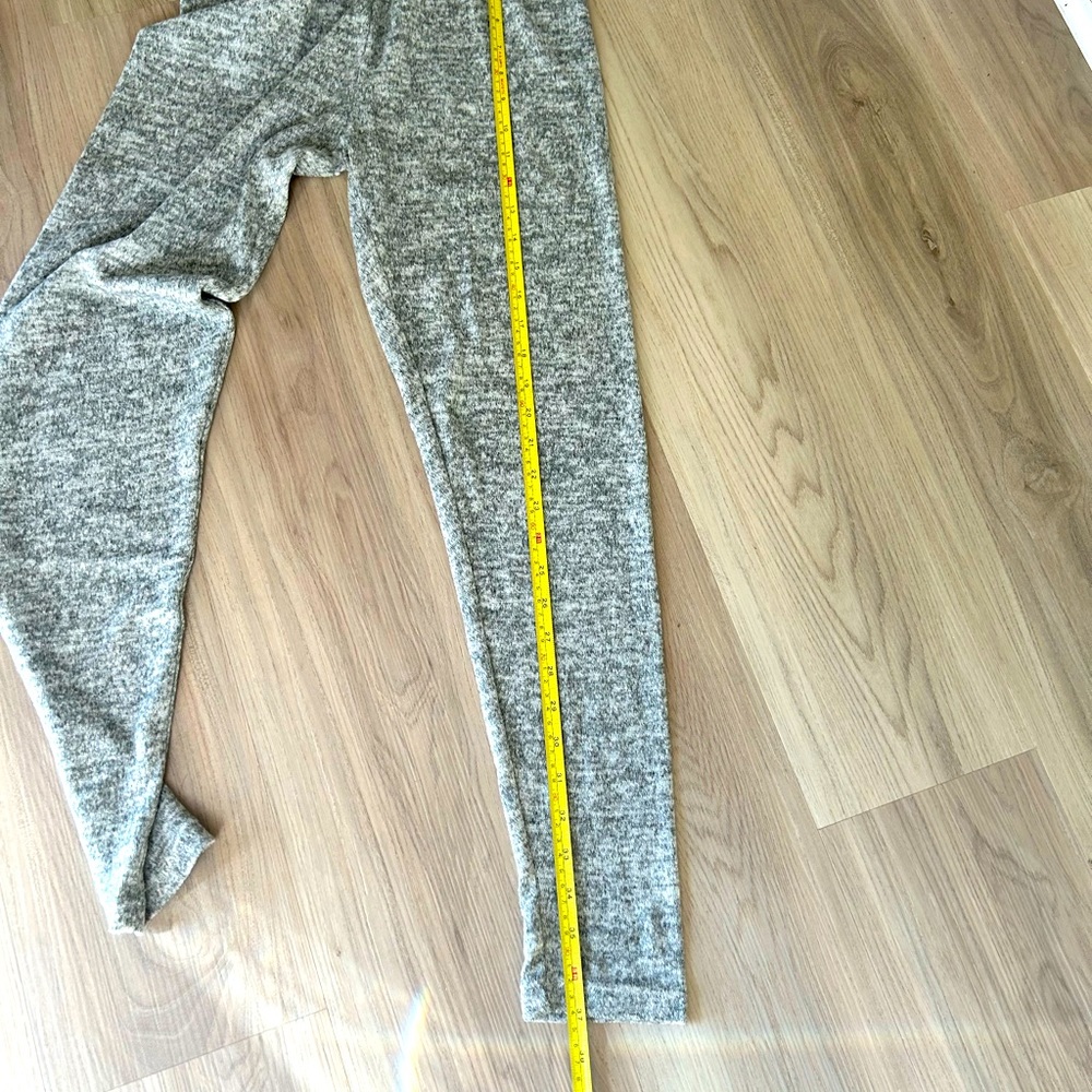 Leggings Women’s Heather  Gray Size Med Like New Casual Comfort Everyday - Picture 5 of 6